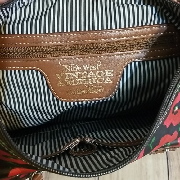 Nine West Vintage America Collection Purse EUC - Picture 3 of 5